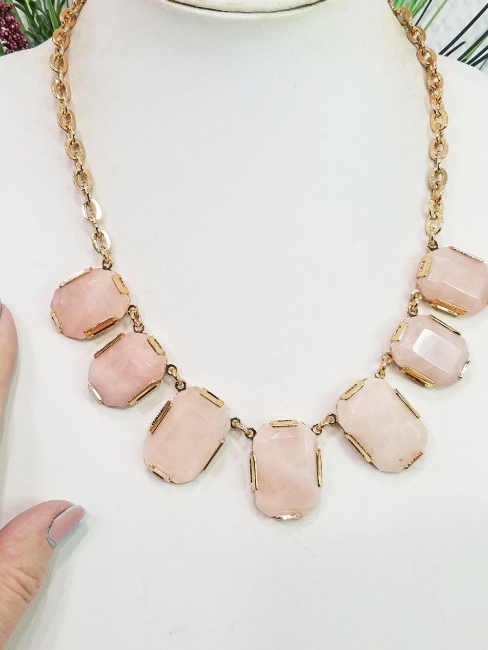Vintage Signed Talbots Faceted Rose Quartz Slab & Gold Tone Bib Choker Necklace